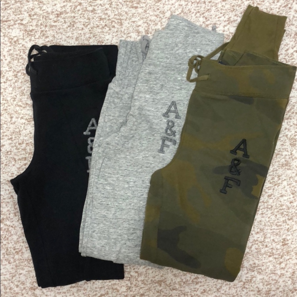 3 jogger sweat pants